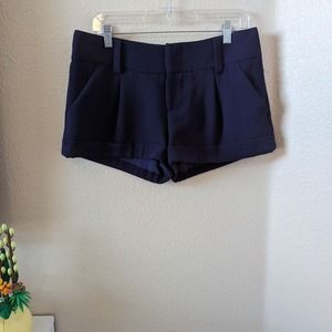 Alice + Olivia Navy Blue Shorts size 6 Womens